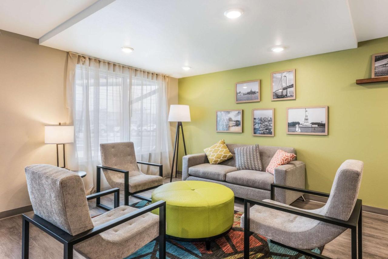 Woodspring Suites Linden Exterior photo