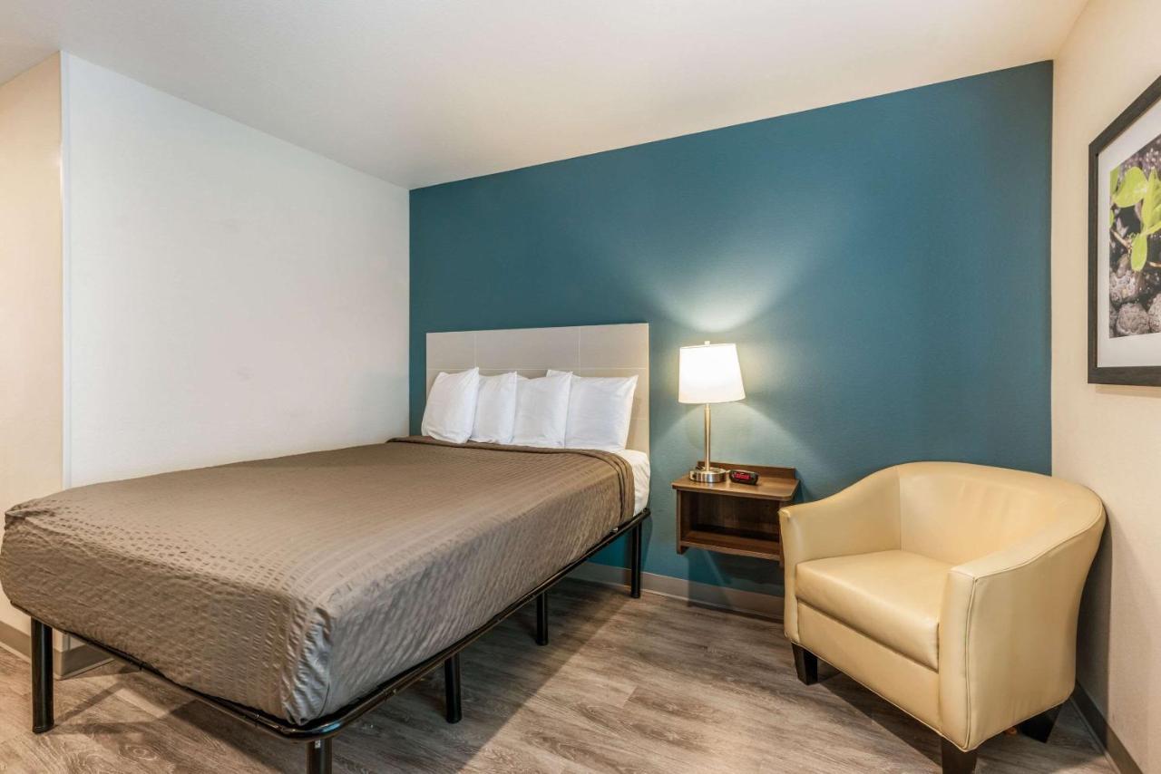Woodspring Suites Linden Exterior photo